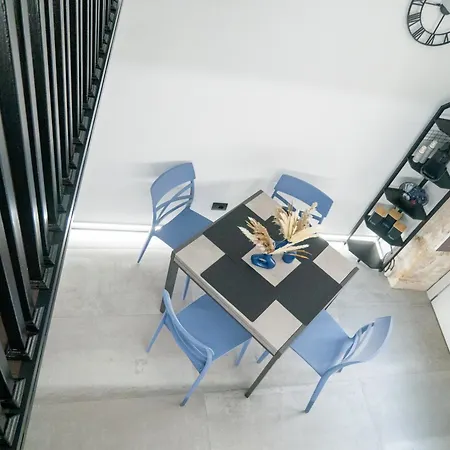 Vakkia - Ortigia Holiday Home 펜션 *